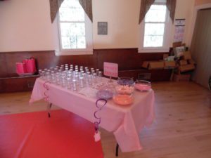 16-11-19-baby-shower-the-head-table